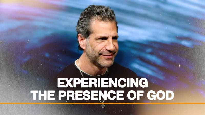 Experiencing the Presence of God: A Communion Experience | 10:30AM